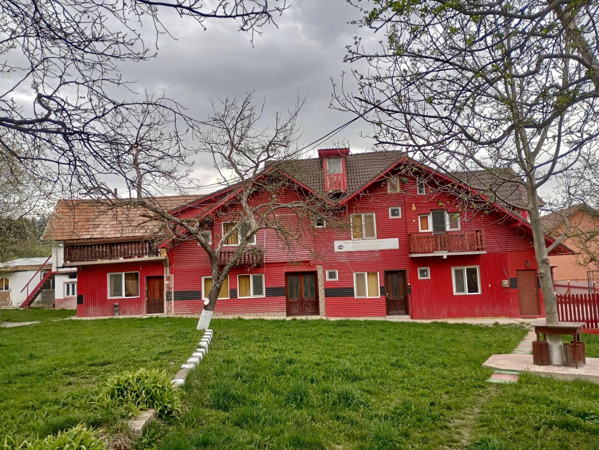 Pensiunea Irina 3 Zărneşti Exterior foto