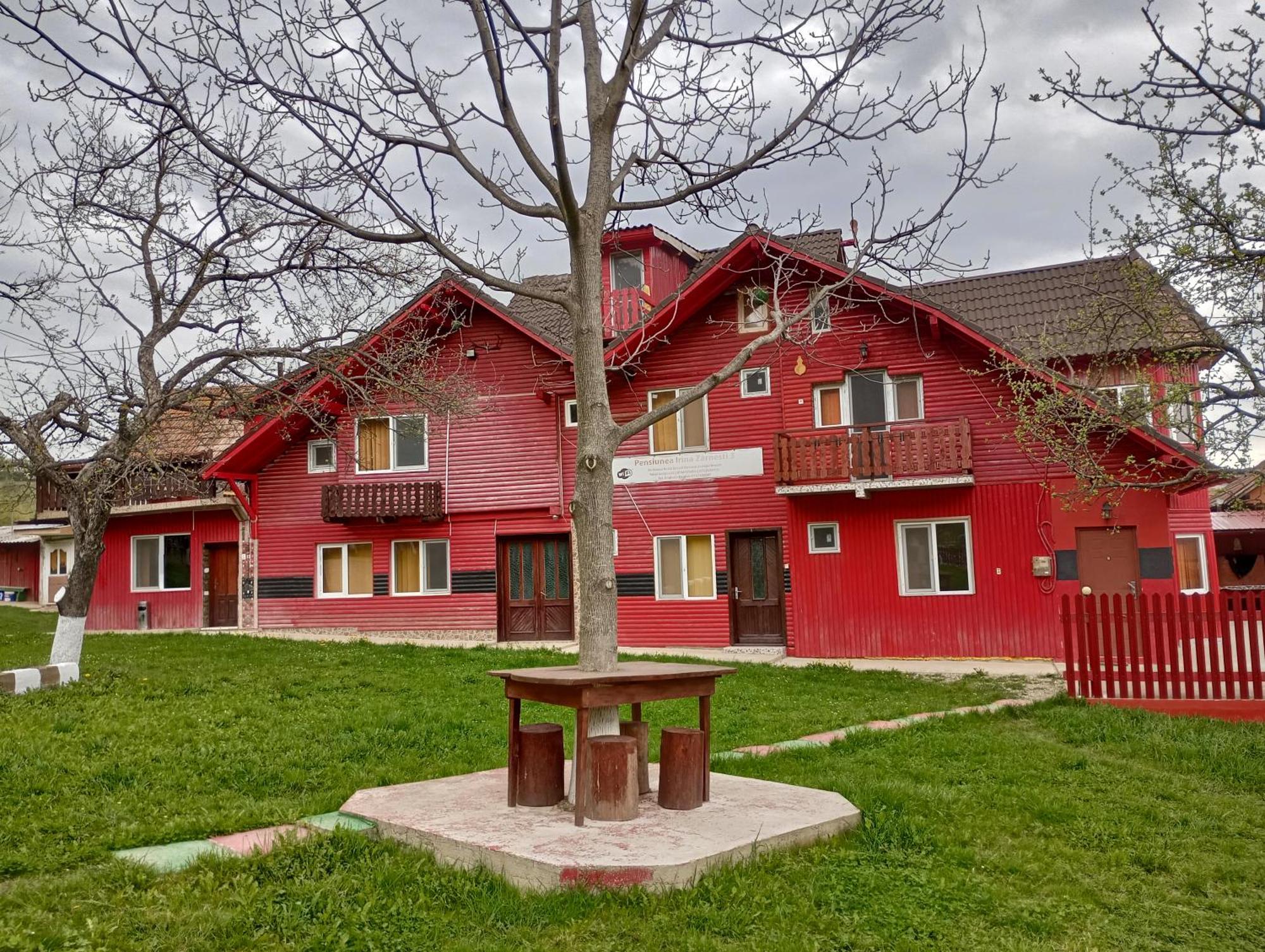 Pensiunea Irina 3 Zărneşti Exterior foto